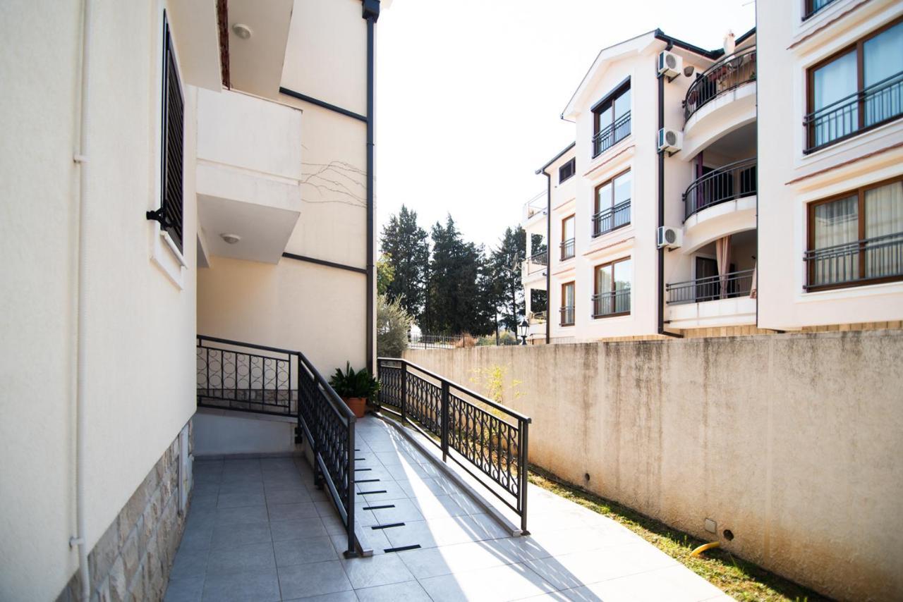 Boka Apartment Baošići 外观 照片